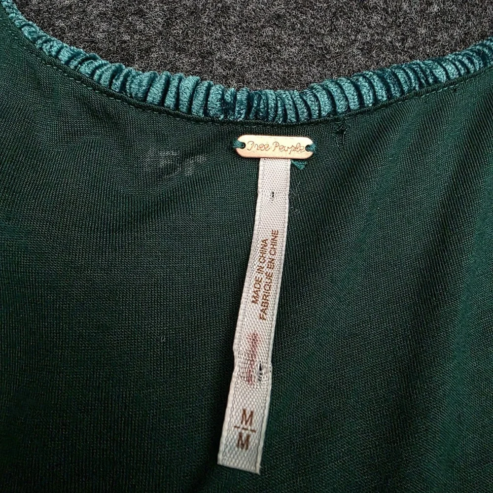 Free People Womens Medium‎ Emerald Green Textured Velvet Dress Sleeveless V-Neck